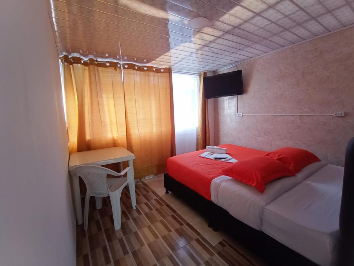 Hotel Bogota Airport Dorado Kültér fotó